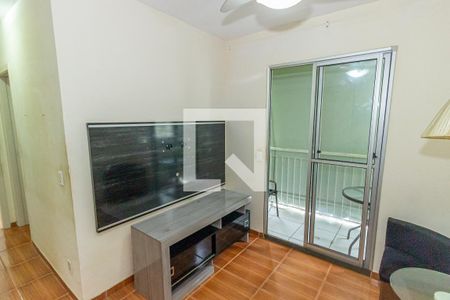 Sala de apartamento para alugar com 3 quartos, 56m² em Irajá, Rio de Janeiro