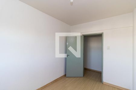 Quarto 2 de apartamento para alugar com 2 quartos, 56m² em Azenha, Porto Alegre