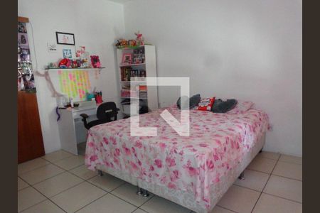 Apartamento à venda com 2 quartos, 77m² em Navegantes, Porto Alegre