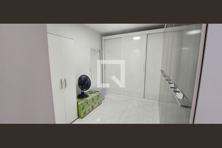 Closet Quarto 1 suíte de apartamento à venda com 2 quartos, 180m² em Vila Helena, Santo André