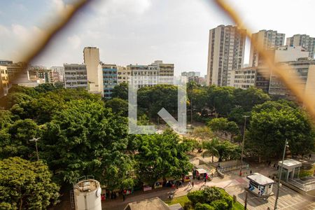 Vista da Sala de apartamento para alugar com 3 quartos, 115m² em Tijuca, Rio de Janeiro