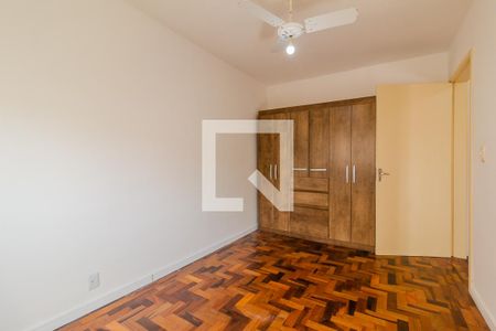 Quarto 1 de apartamento para alugar com 3 quartos, 75m² em Santa Tereza, Porto Alegre