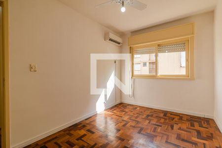 Quarto 1 de apartamento para alugar com 3 quartos, 75m² em Santa Tereza, Porto Alegre