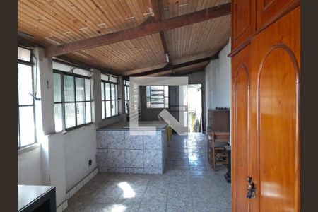 Casa à venda com 3 quartos, 264m² em Concórdia, Belo Horizonte