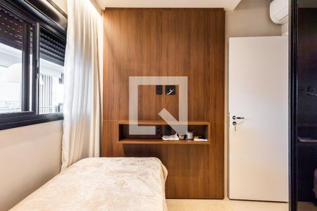 Quarto de apartamento à venda com 2 quartos, 73m² em Pinheiros, São Paulo