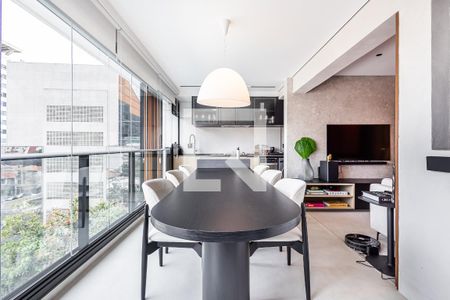 Varanda de apartamento à venda com 2 quartos, 73m² em Pinheiros, São Paulo