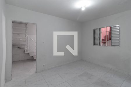 Sala de casa para alugar com 2 quartos, 70m² em Vila Ema, São Paulo