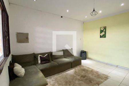 Sala de casa à venda com 4 quartos, 126m² em Vila Barros, Barueri