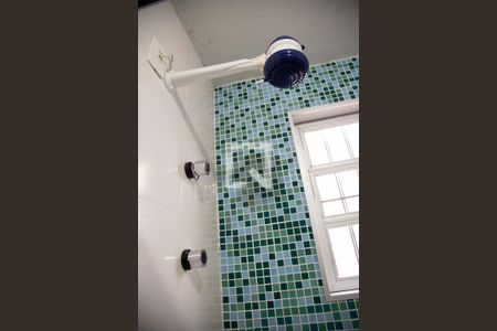 Casa à venda com 170m², 4 quartos e 2 vagas Casa à venda com 170m², 4 quartos e 2 vagasBanheiro