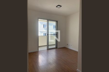 Sala de apartamento para alugar com 3 quartos, 71m² em Jardim Bom Clima, Guarulhos