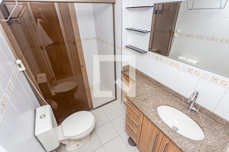 Apartamento à venda com 82m², 3 quartos e 2 vagas Apartamento à venda com 82m², 3 quartos e 2 vagasBanheiro da Suíte 1