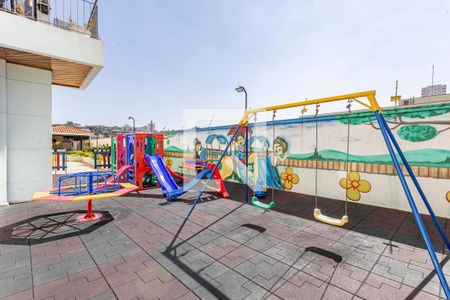 Apartamento à venda com 82m², 3 quartos e 2 vagas Apartamento à venda com 82m², 3 quartos e 2 vagasÁrea comum - Playground