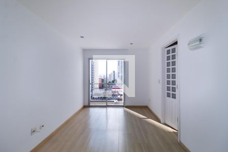 Sala de apartamento para alugar com 3 quartos, 75m² em Chácara Santo Antônio (zona Leste), São Paulo