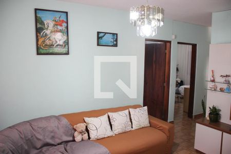 Sala de casa à venda com 3 quartos, 300m² em Parque Guarani, São Paulo