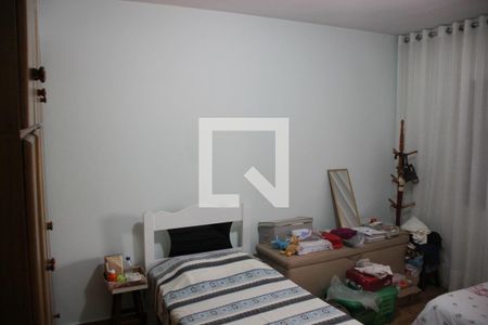 Quarto 2 de casa à venda com 3 quartos, 300m² em Parque Guarani, São Paulo