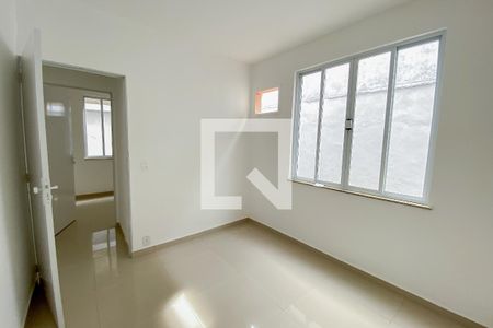 Quarto 2  de apartamento para alugar com 2 quartos, 45m² em Jardim Vinte E Cinco de Agosto, Duque de Caxias