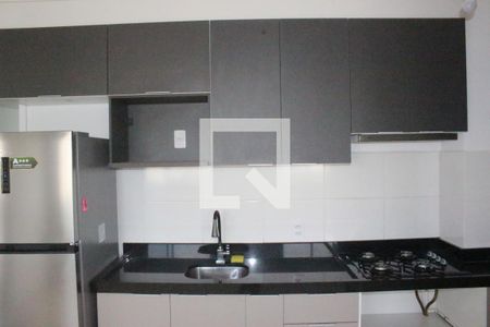 Cozinha de apartamento para alugar com 1 quarto, 34m² em Santo Amaro, São Paulo