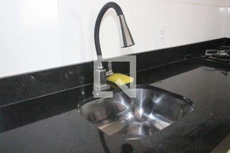 Cozinha - Torneira de apartamento para alugar com 1 quarto, 34m² em Santo Amaro, São Paulo