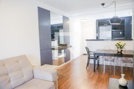 Sala de apartamento para alugar com 3 quartos, 76m² em Vila Floresta, Santo André