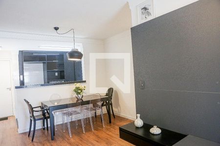 Sala de apartamento para alugar com 3 quartos, 76m² em Vila Floresta, Santo André
