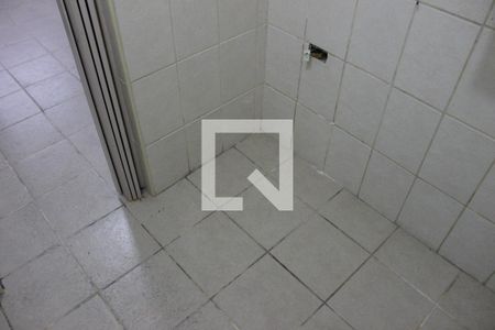 Cozinha de apartamento para alugar com 1 quarto, 17m² em Itararé, São Vicente