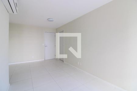 Sala de apartamento à venda com 2 quartos, 72m² em Vargem Grande, Rio de Janeiro