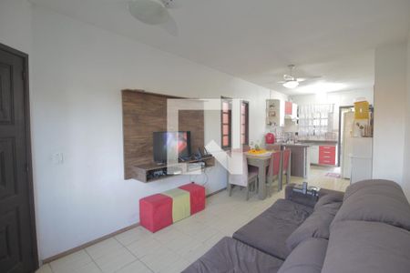 Sala de casa à venda com 2 quartos, 110m² em Harmonia, Canoas