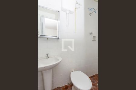 Banheiro de casa para alugar com 1 quarto, 18m² em Sacomã, São Paulo