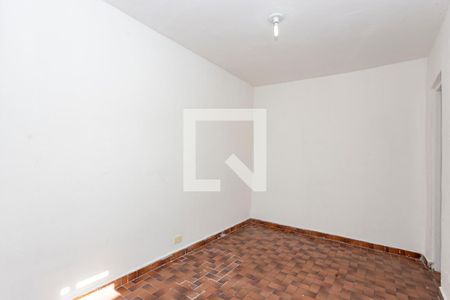 Casa para alugar com 18m², 1 quarto e sem vagaQuarto