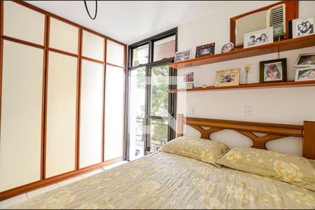 Quarto de apartamento à venda com 3 quartos, 170m² em Icaraí, Niterói