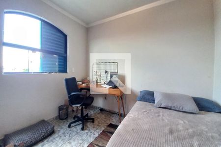 Quarto 1  de apartamento à venda com 2 quartos, 66m² em Vila Lemos, Campinas