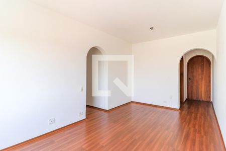 Apartamento à venda com 68m², 2 quartos e 2 vagasSala