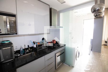 Cozinha de apartamento à venda com 3 quartos, 76m² em Vila Adalgisa, São Paulo