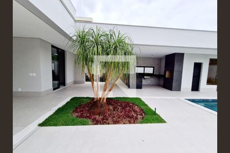 Casa à venda com 5 quartos, 520m² em Barra da Tijuca, Rio de Janeiro