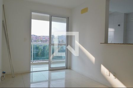 Sala de apartamento para alugar com 2 quartos, 54m² em Pechincha, Rio de Janeiro