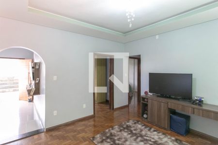 Sala de Estar de casa à venda com 4 quartos, 208m² em Goiânia, Belo Horizonte