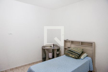 Quarto 2 de casa à venda com 2 quartos, 216m² em Jardim Moncoes, Santo André