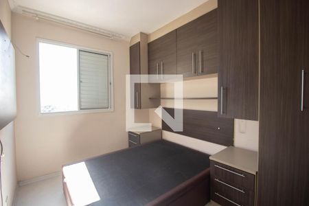 Quarto 1 de apartamento para alugar com 2 quartos, 53m² em Jardim Laone, São Paulo