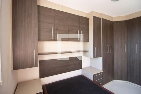 Quarto 1 de apartamento para alugar com 2 quartos, 53m² em Jardim Laone, São Paulo