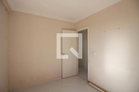 Quarto 2 de apartamento para alugar com 2 quartos, 53m² em Jardim Laone, São Paulo