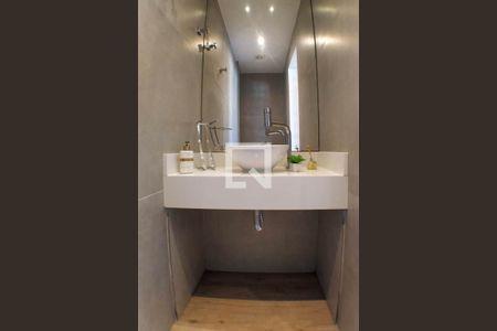 Apartamento à venda com 140m², 2 quartos e 1 vaga Apartamento à venda com 140m², 2 quartos e 1 vagaBanheiro