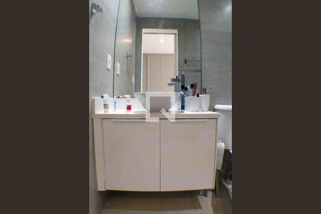 Apartamento à venda com 140m², 2 quartos e 1 vaga Apartamento à venda com 140m², 2 quartos e 1 vagaBanheiro