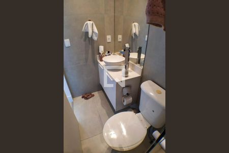 Apartamento à venda com 140m², 2 quartos e 1 vaga Apartamento à venda com 140m², 2 quartos e 1 vagaBanheiro