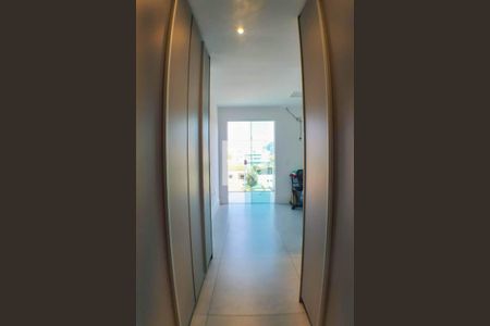 Apartamento à venda com 140m², 2 quartos e 1 vaga Apartamento à venda com 140m², 2 quartos e 1 vagaQuarto 1