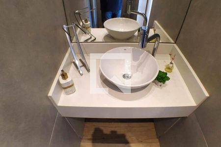 Apartamento à venda com 140m², 2 quartos e 1 vaga Apartamento à venda com 140m², 2 quartos e 1 vagaBanheiro