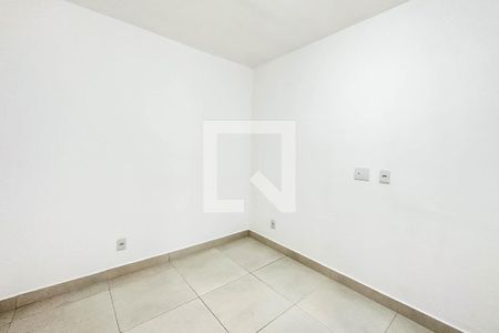 Quarto 2 de apartamento para alugar com 2 quartos, 34m² em Lapa de Baixo, São Paulo