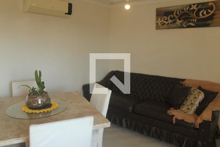 Sala de apartamento para alugar com 3 quartos, 78m² em Jardim Ubirajara (zona Sul), São Paulo