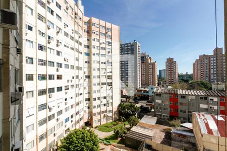 Vista Sala de apartamento para alugar com 1 quarto, 52m² em Partenon, Porto Alegre