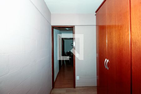 Closet de apartamento para alugar com 1 quarto, 52m² em Partenon, Porto Alegre