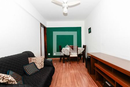 Sala de apartamento para alugar com 1 quarto, 52m² em Partenon, Porto Alegre